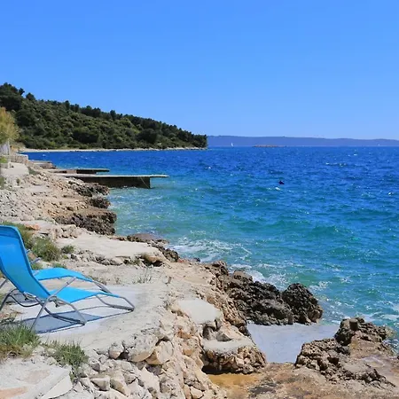 Apartment By The Sea Okrug Donji, Ciovo - 2977 *